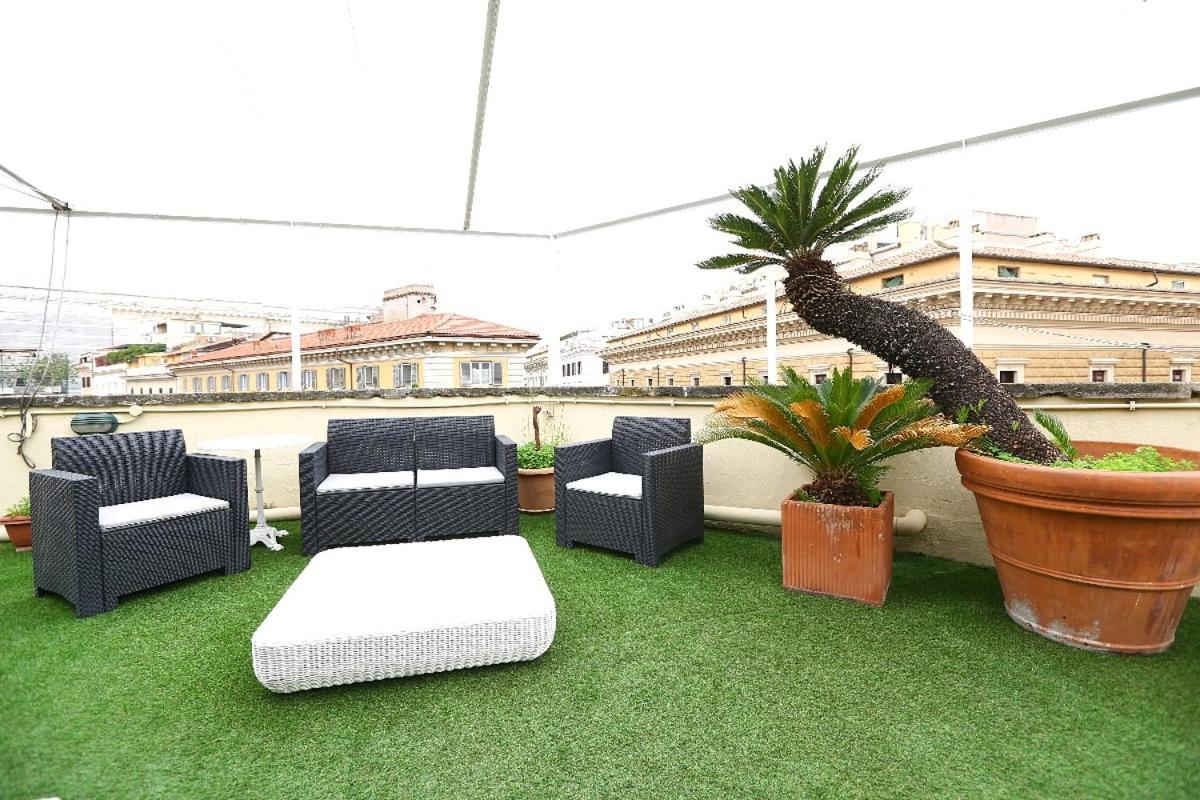 Bb Roma Prati Bed & Breakfast Exterior photo
