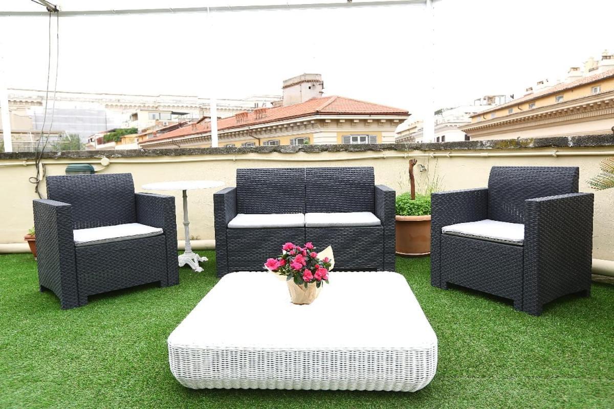 Bb Roma Prati Bed & Breakfast Exterior photo
